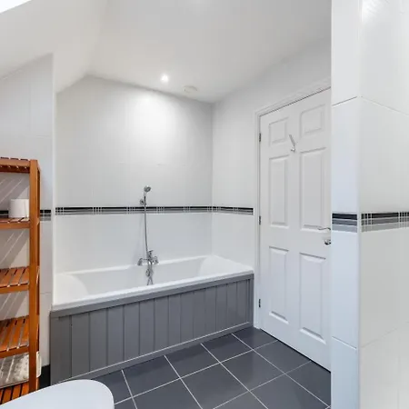 1 Bed In Skelwith Bridge Oc-Lr159 * 엘터워터